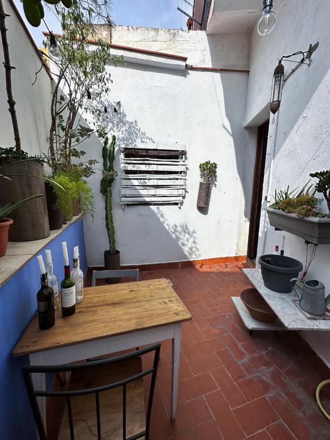 Habitacion Privada, Casa Compartida Con Pareja Private Room, Shared House With A Couple Barcelona Kültér fotó