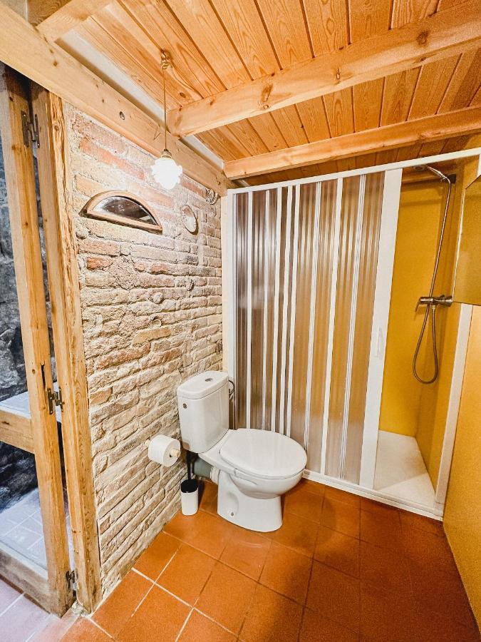 Habitacion Privada, Casa Compartida Con Pareja Private Room, Shared House With A Couple Barcelona Kültér fotó